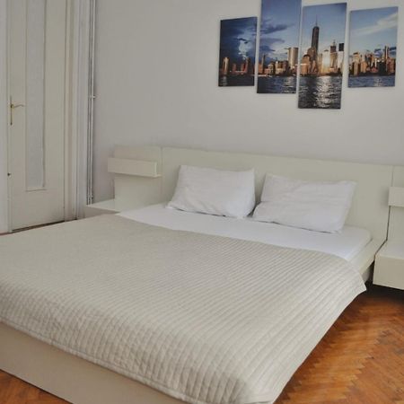 Downtown Apartment Piata Romana Βουκουρέστι Εξωτερικό φωτογραφία